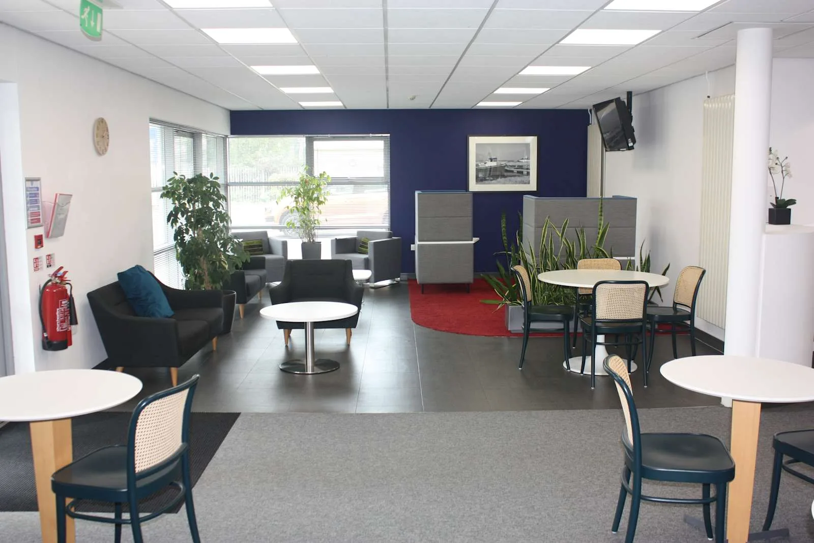 Basepoint BOURNEMOUTH AIRPORT, Aviation Park West Centre Limited, Lounge, Ferndown
