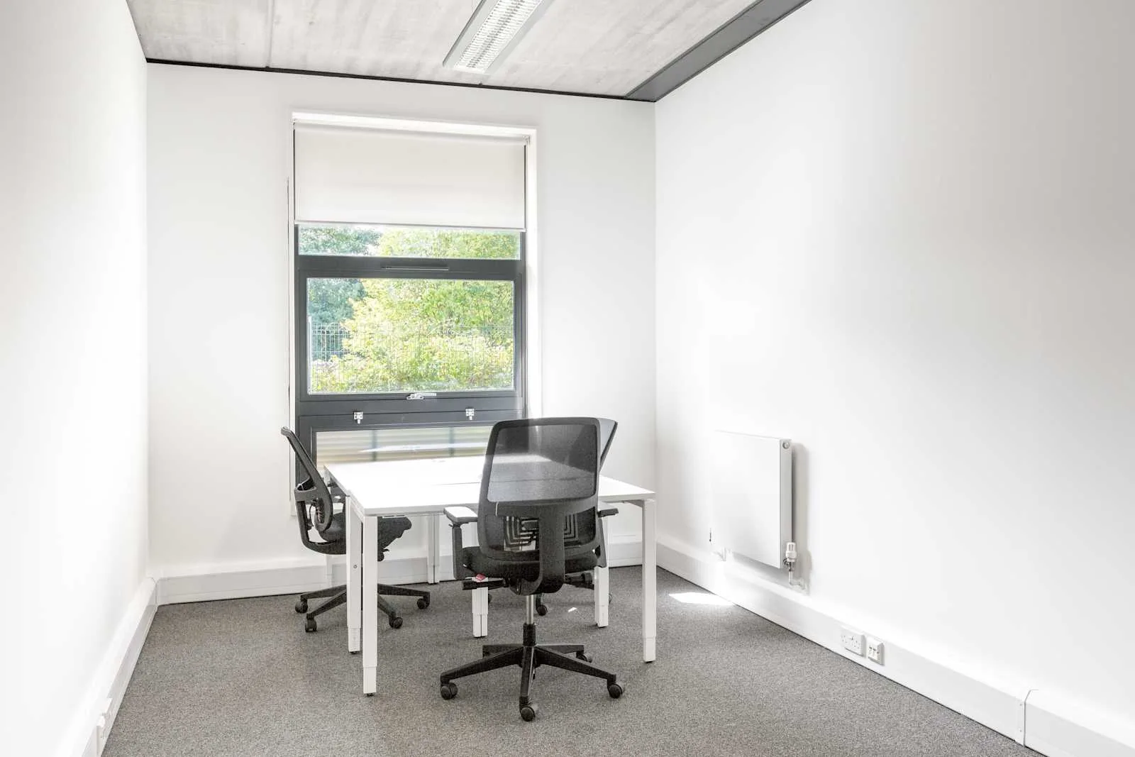 Basepoint DARTFORD, Dartford Business Park, Private office, 3 desks, Dartford