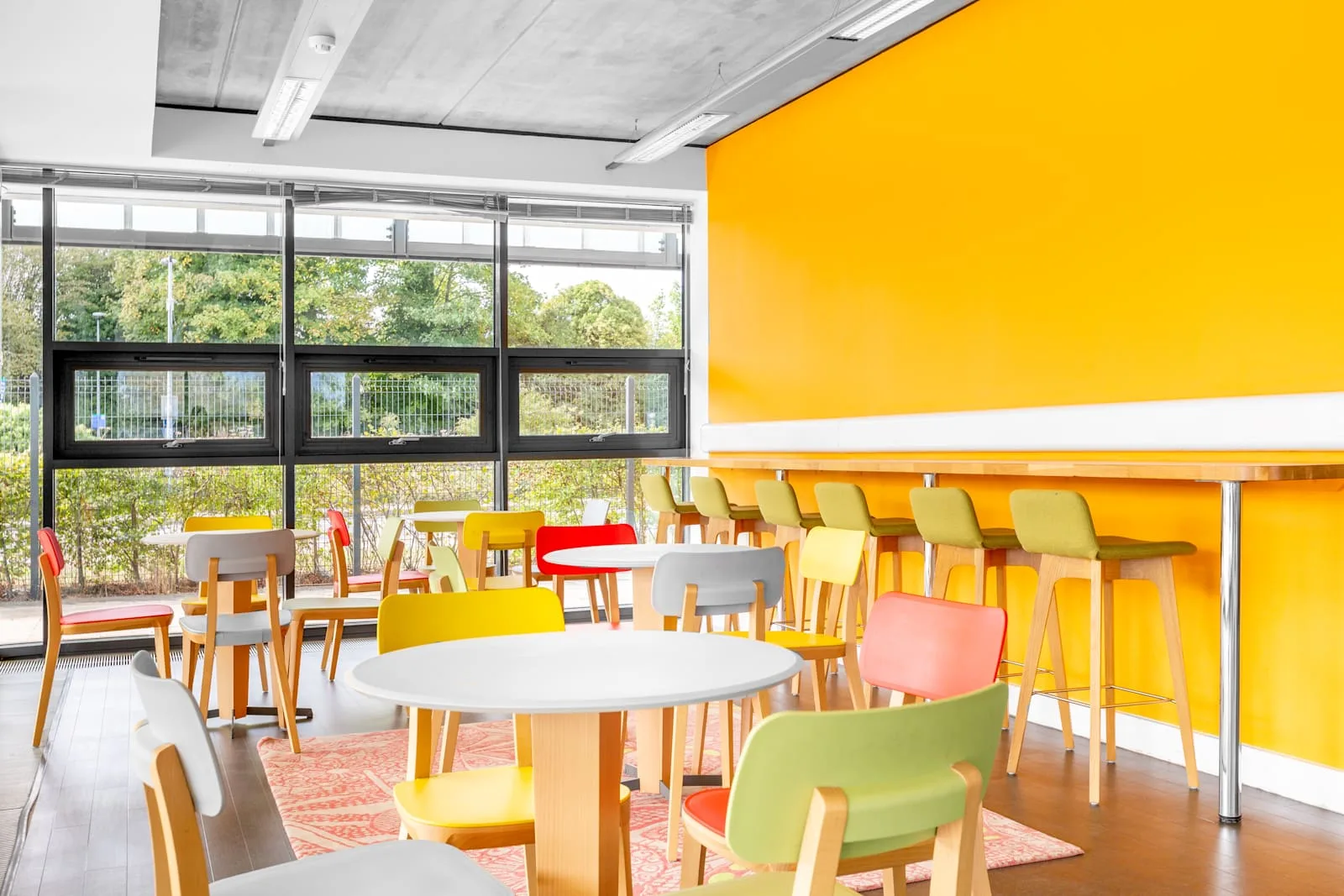 Basepoint DARTFORD, Dartford Business Park, Cafeteria, Dartford