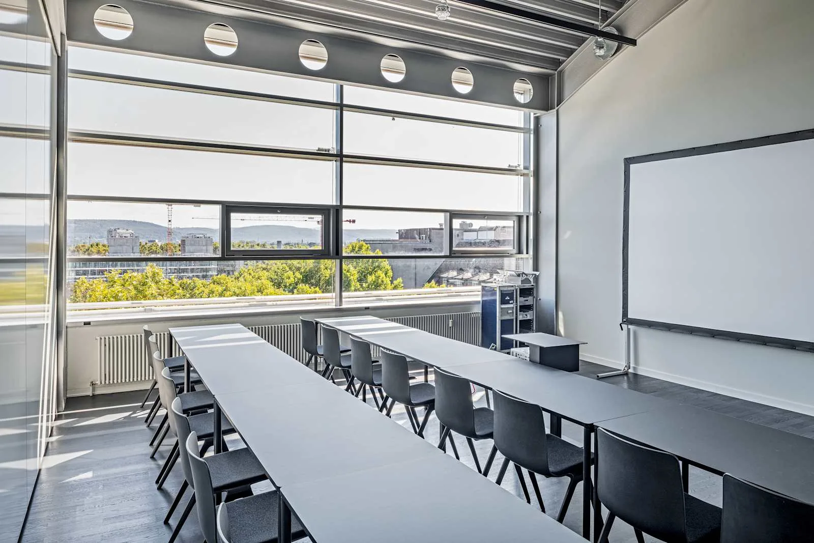 Design Offices Karlsruhe, Design Offices, Bahnhofplatz, Training room for 18 people, Karlsruhe