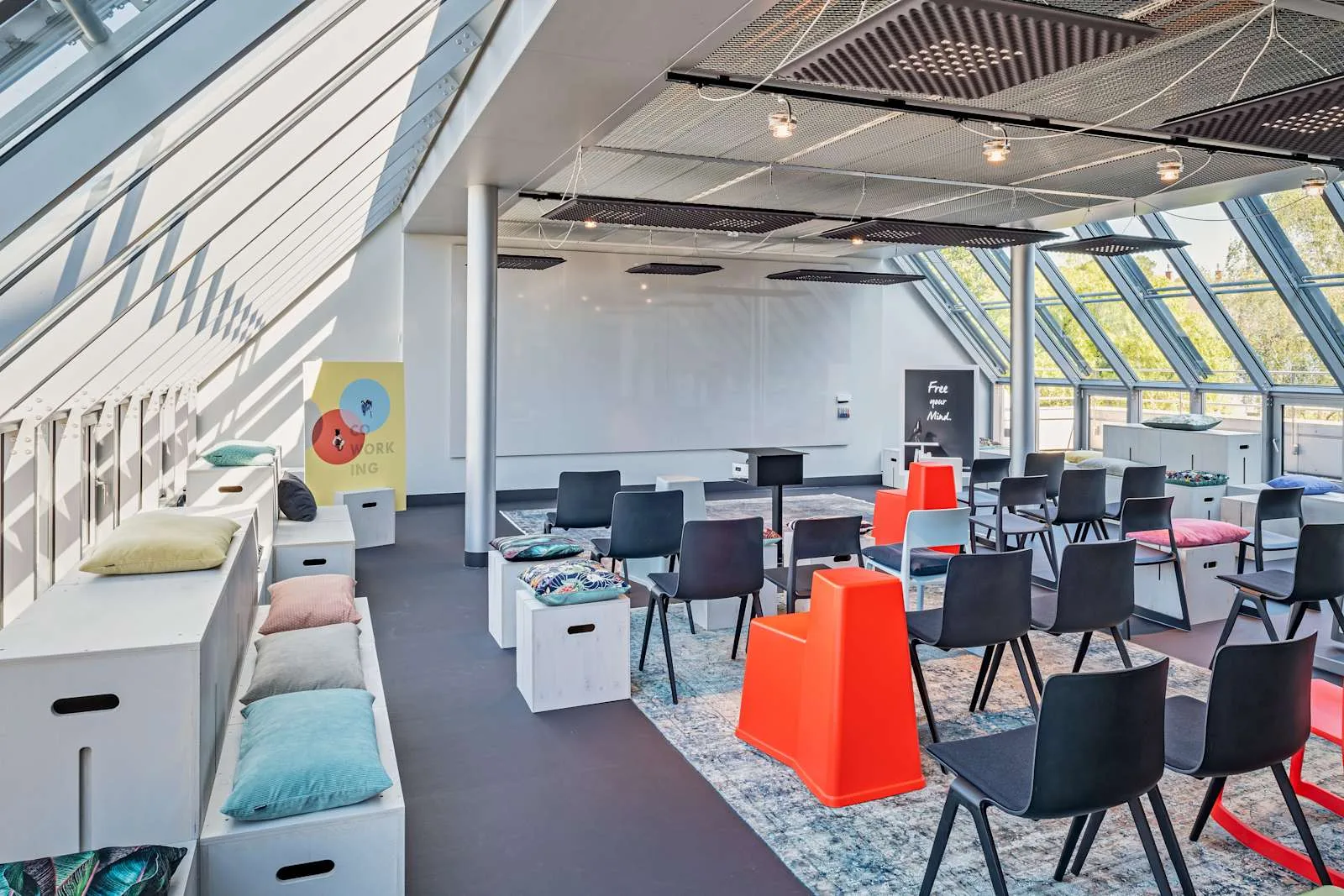 Design Offices Karlsruhe, Design Offices, Bahnhofplatz, Training room for 20 people, Karlsruhe