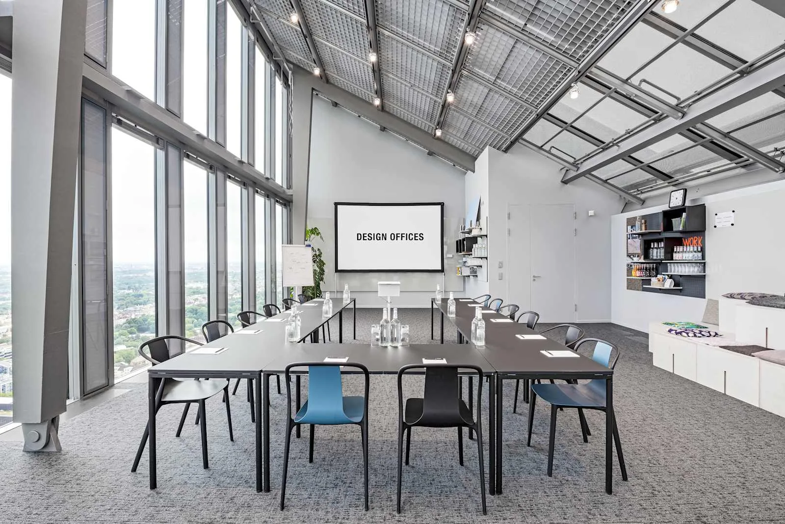 Design Offices München, Design Offices, Highlight Towers, Meeting room for 12 people, Munich