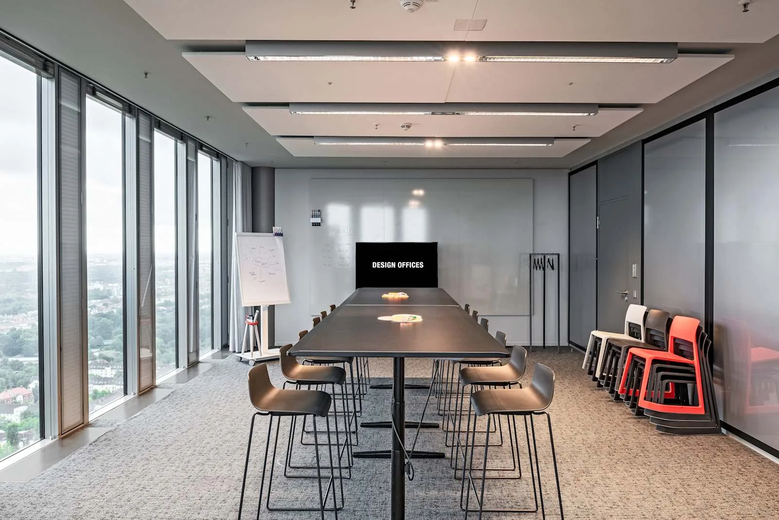 Design Offices München, Design Offices, Highlight Towers, Meeting room for 12 people, Munich