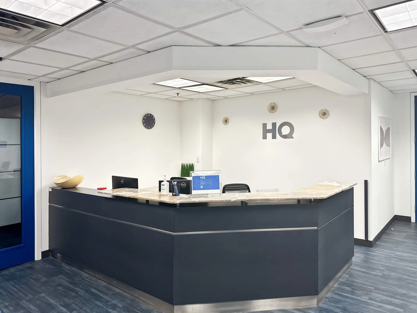 HQ AB, Edmonton - 98 Avenue, Reception, Edmonton, AB