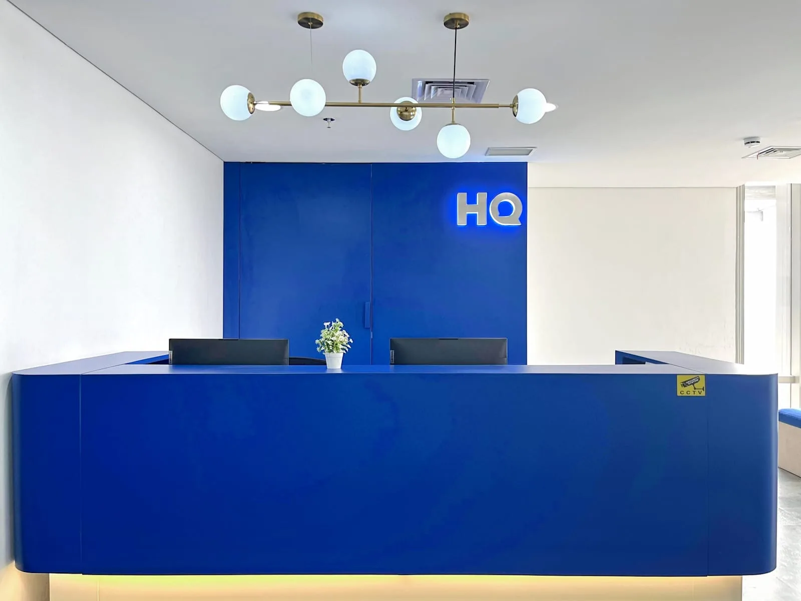 HQ Bandung, HQuarters, Resepsionis, Bandung