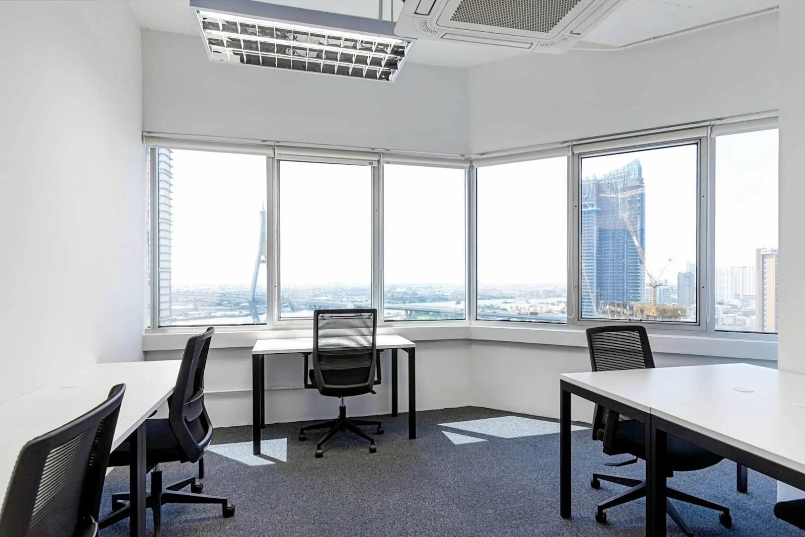 HQ Bangkok, SV City Tower, Private office, 4 desks, Bangkok