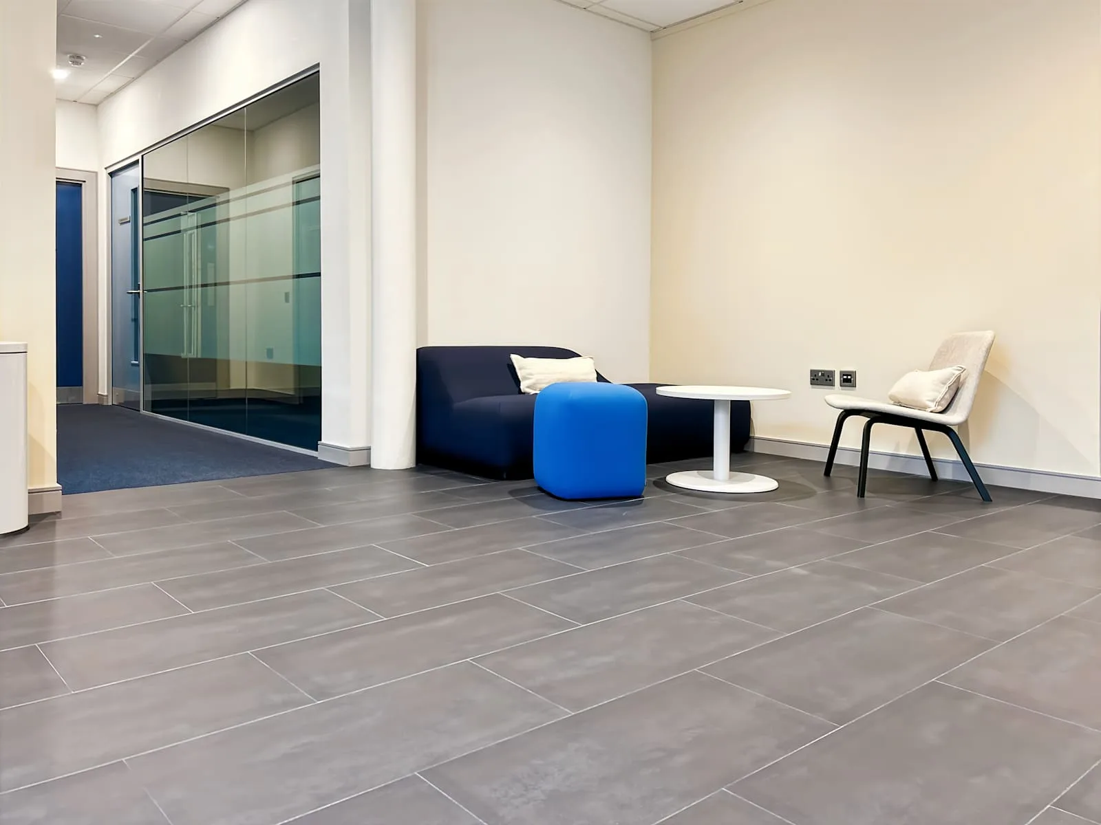 HQ Belfast, Weavers Business Park, Lounge, Belfast