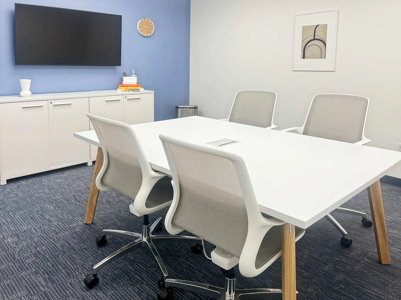 HQ CA, Bakersfield - Truxtun Ave., Meeting room for 4 people, Bakersfield, CA
