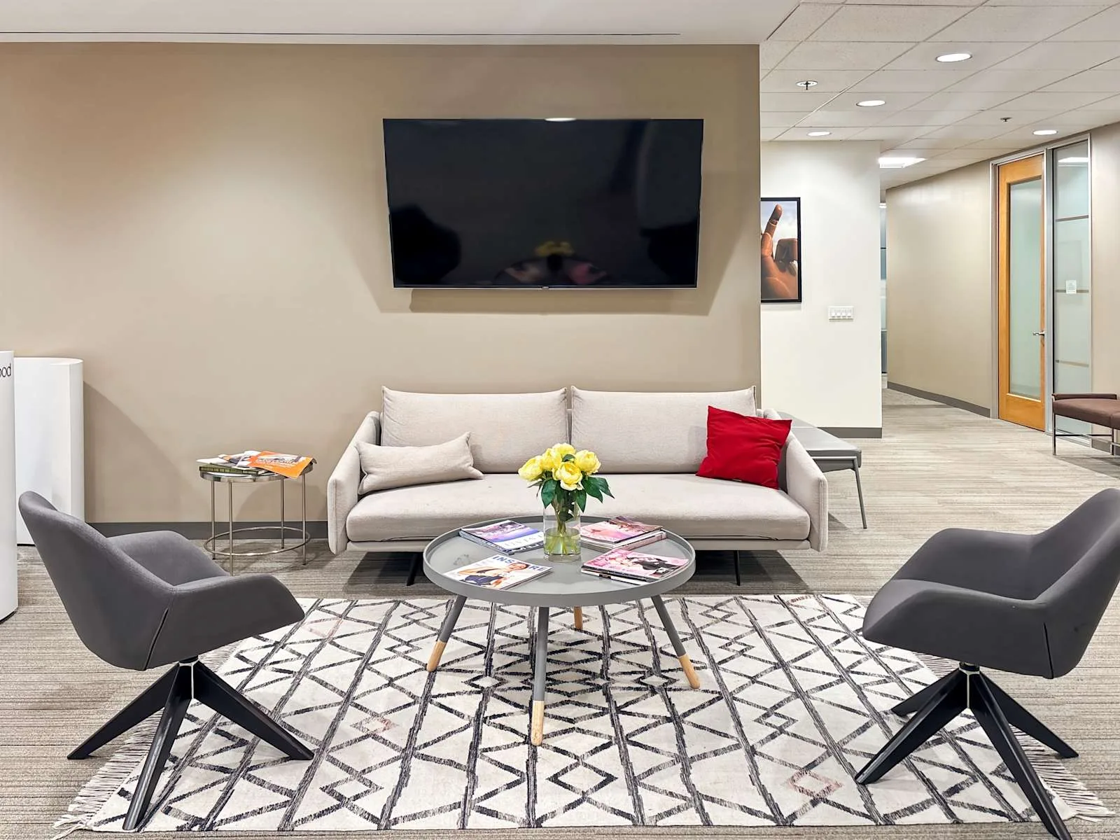 HQ CA, Irvine - Irvine Center Drive (HQ), Lounge, Irvine, CA