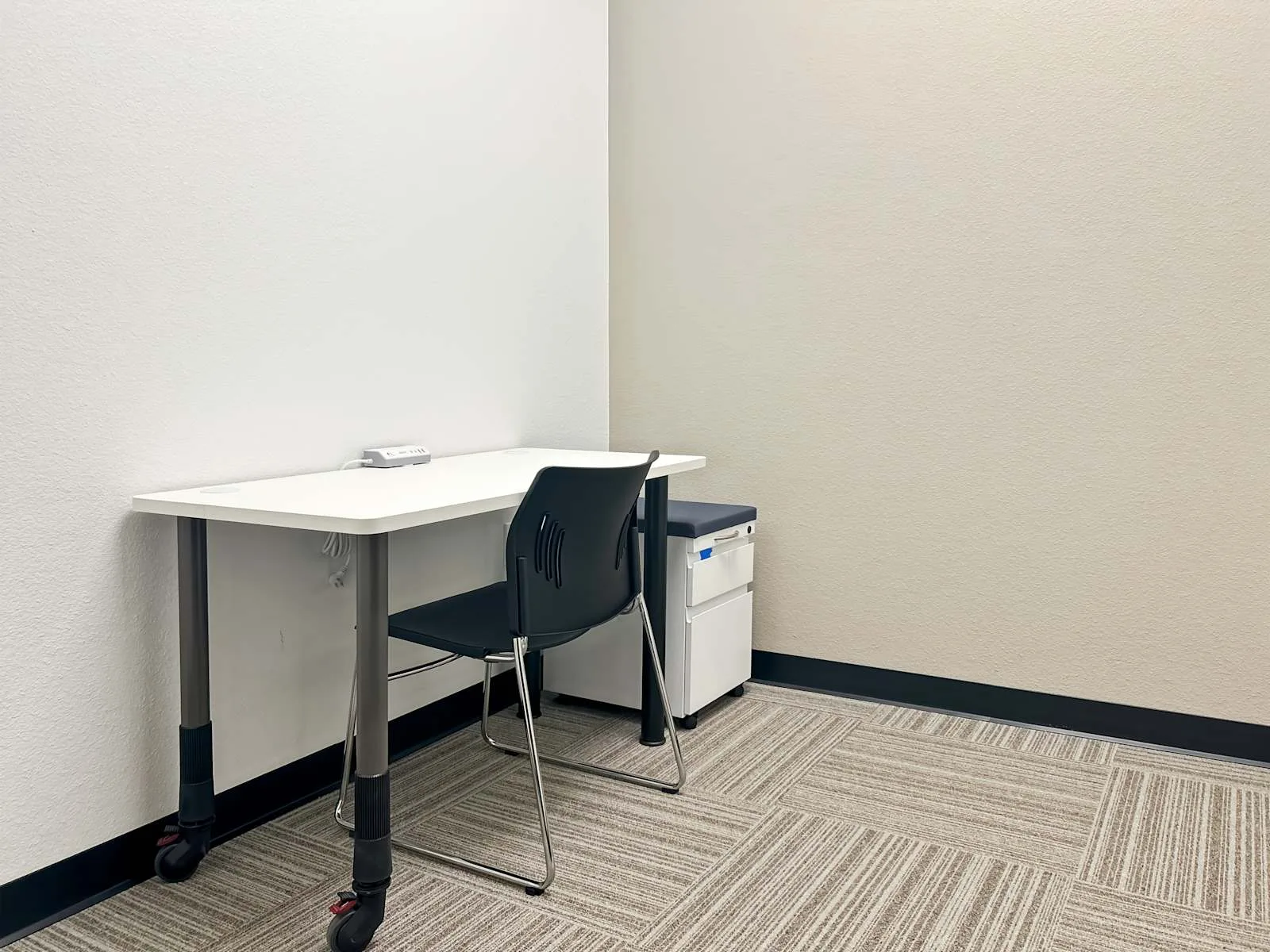 HQ CA, Lathrop - Harlan Rd, Private office, 1 desk, Lathrop, CA