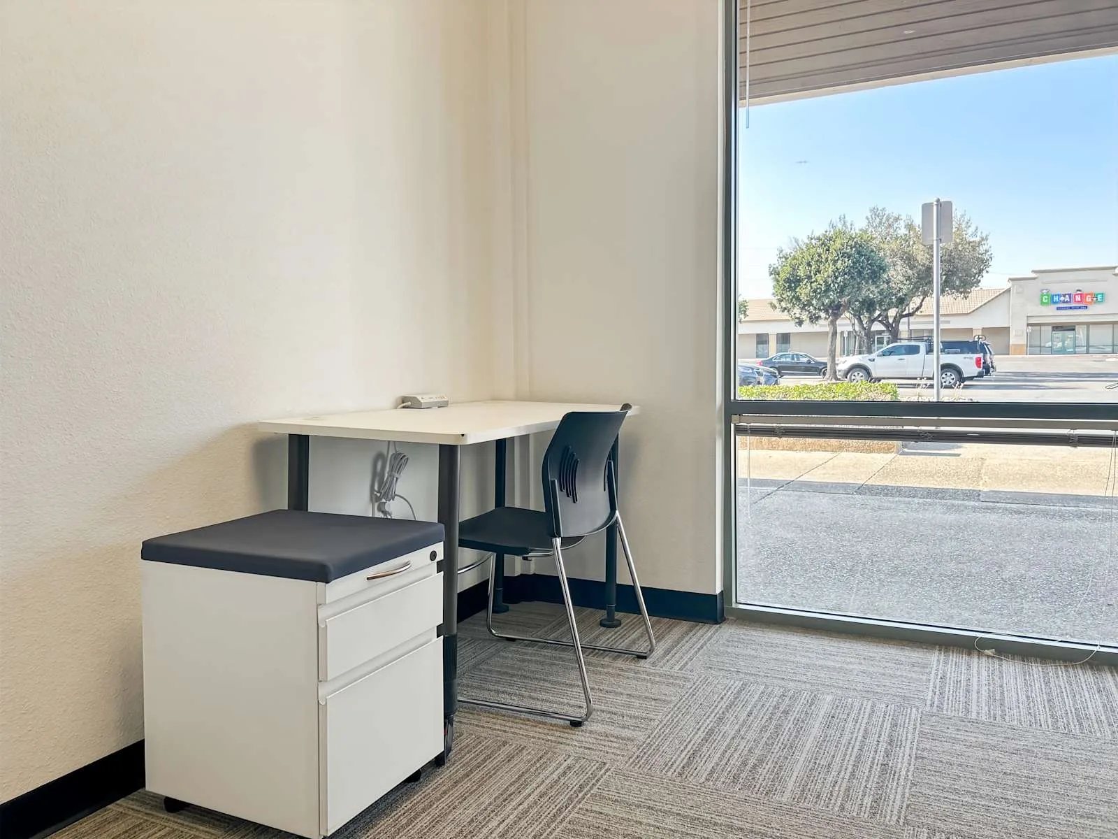 HQ CA, Lathrop - Harlan Rd, Private office, 1 desk, Lathrop, CA