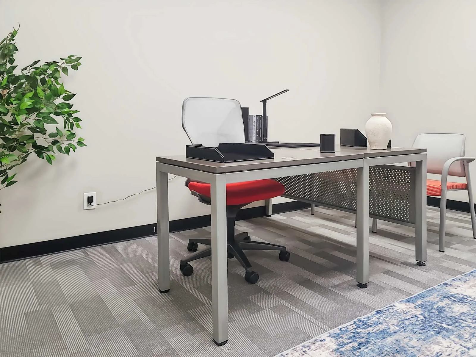 HQ CA, Modesto - K St, Private office, 1 desk, Modesto, CA