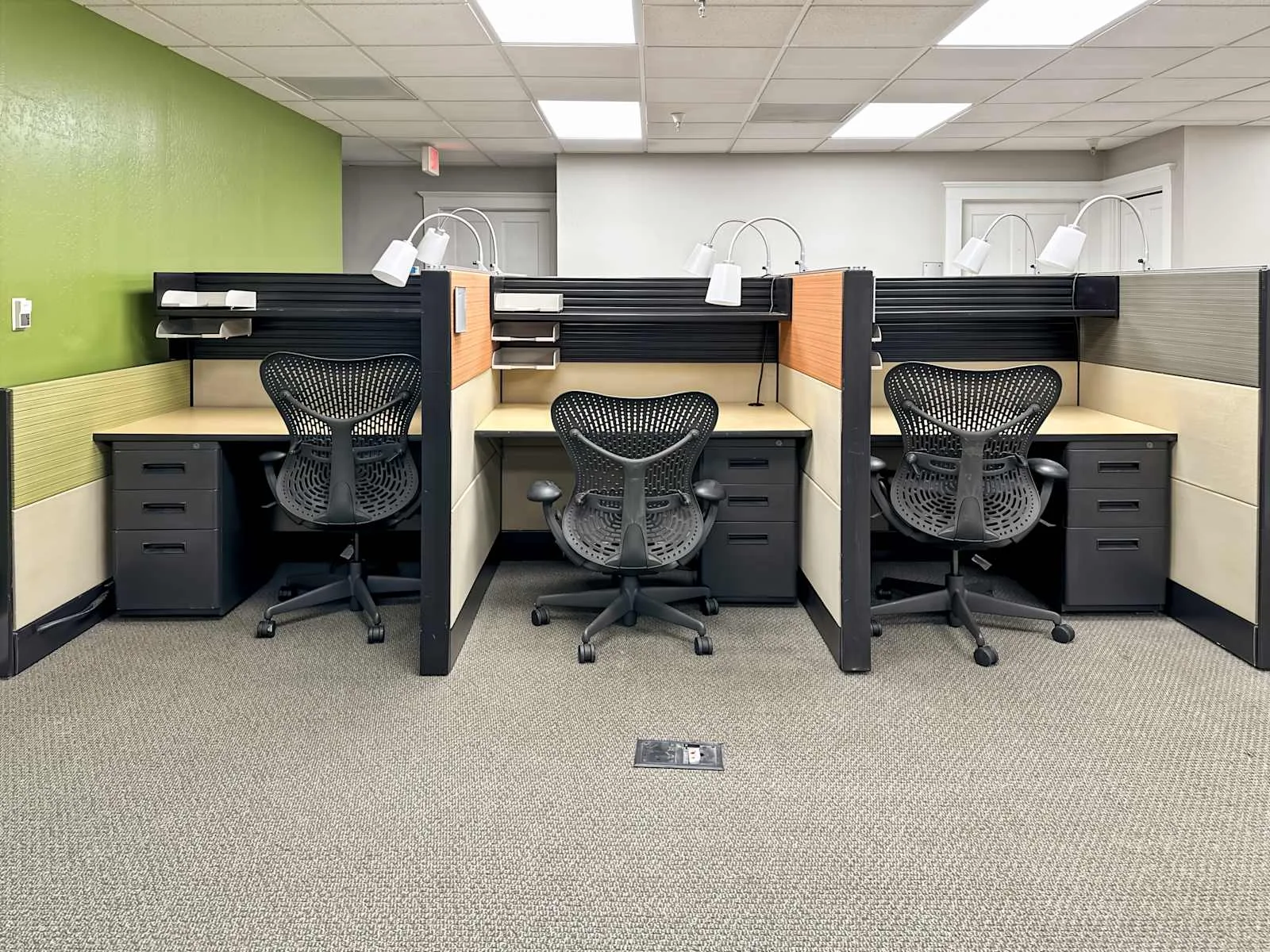 HQ CA, Sacramento - 11th St, Open-plan office, Sacramento, CA