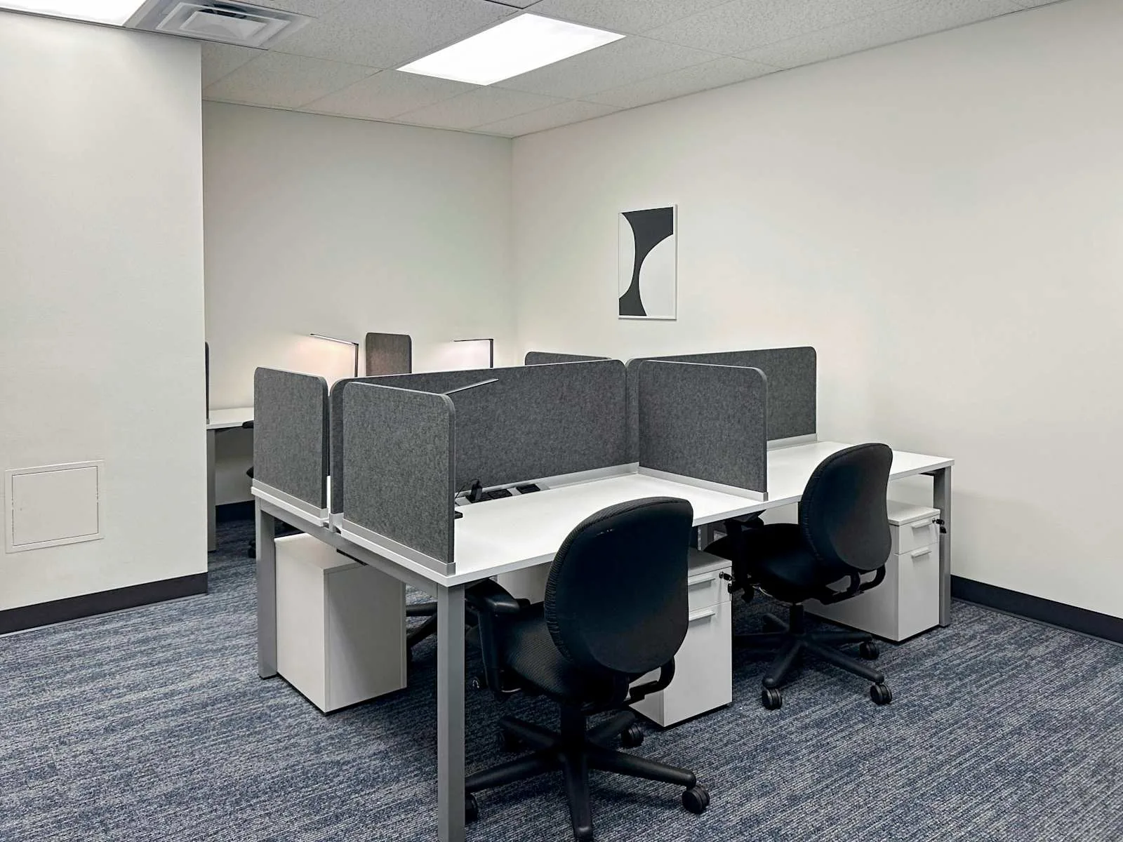 HQ IL, Champaign – N. Randolph St, Private office, 4 desks, Champaign, IL