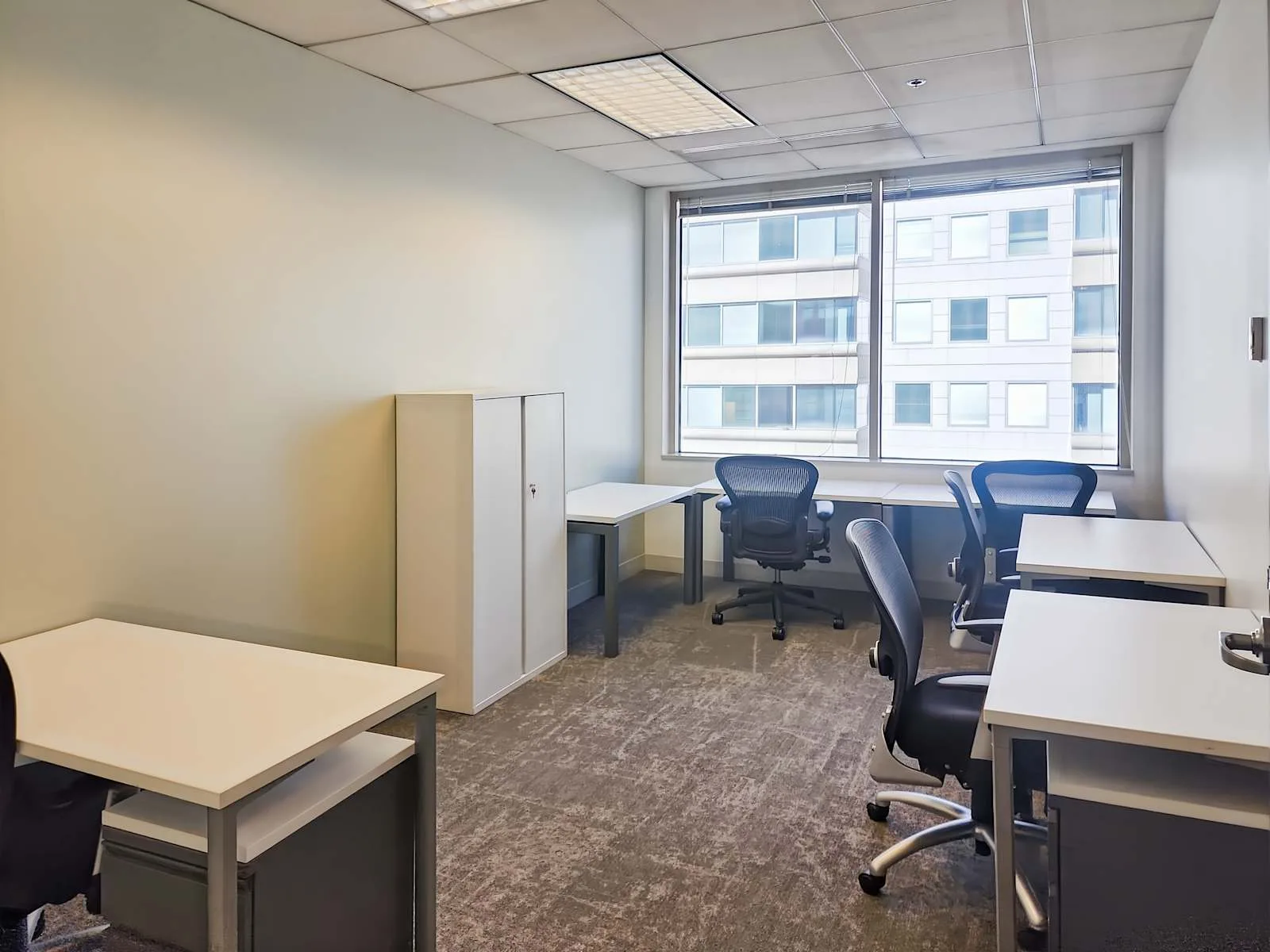 HQ DC, Washington - Metro Center (HQ), Private office, 5 desks, Washington, DC