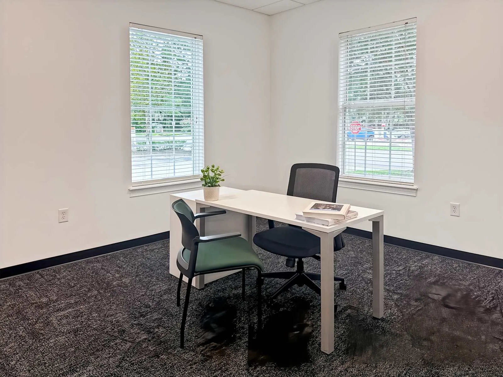 HQ FL, Altamonte Springs - Westmonte Dr, Private office, 1 desk, Altamonte Springs, FL
