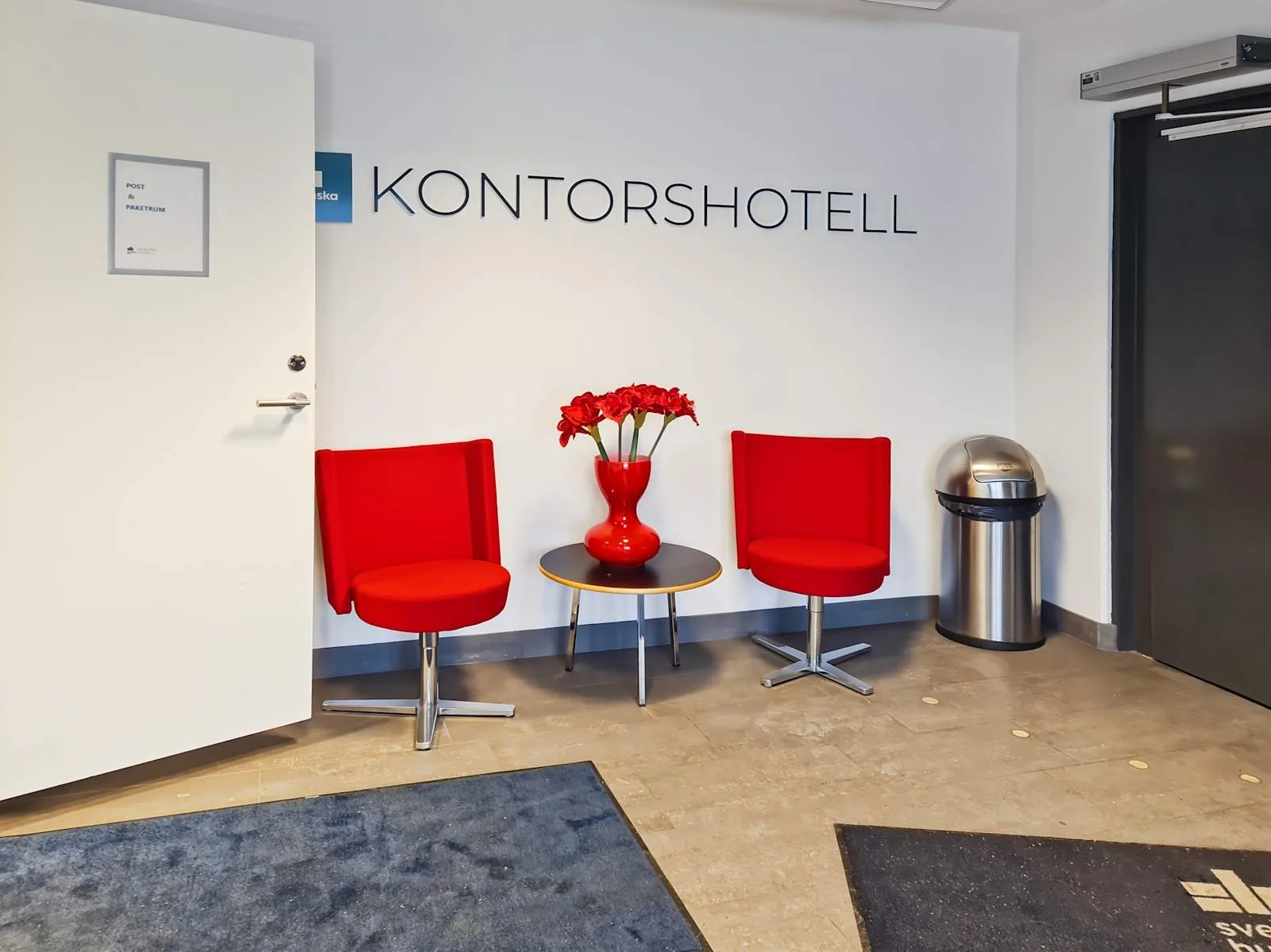 HQ Gothenburg, Marieholm, Reception, Gothenburg
