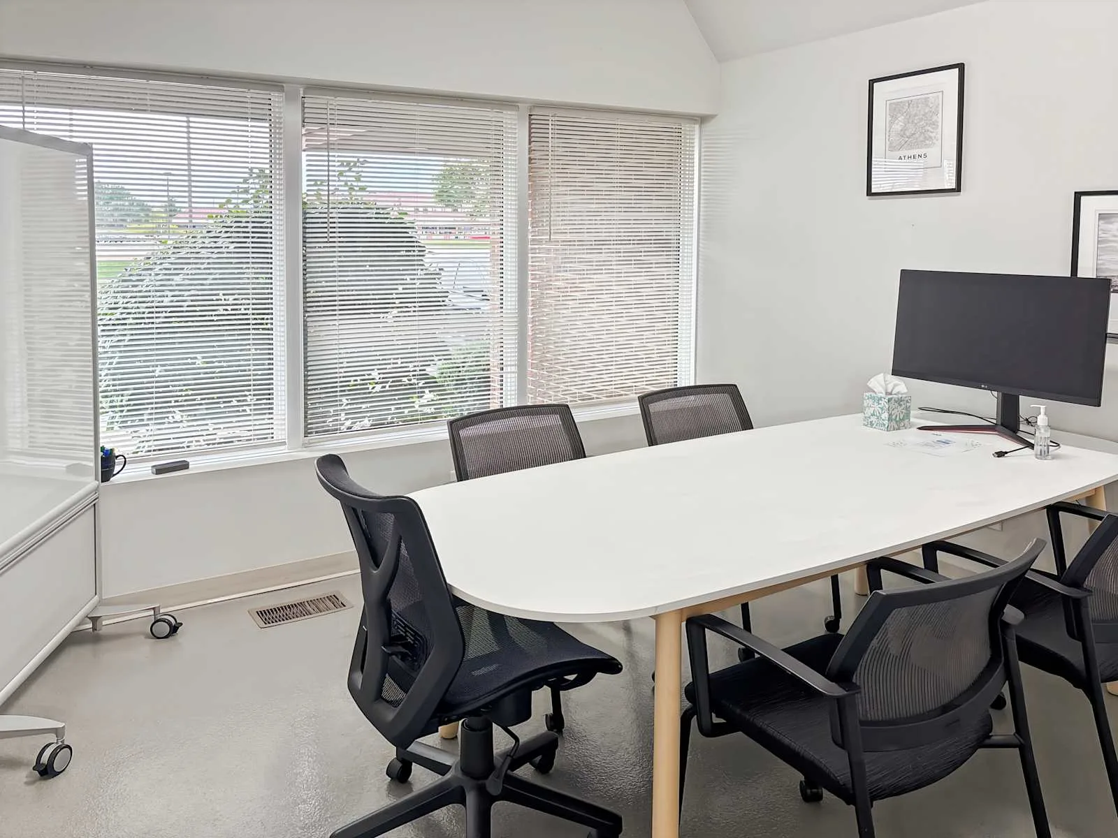 HQ IL, Grayslake - N Atkinson Rd, Meeting room for 5 people, Grayslake, IL
