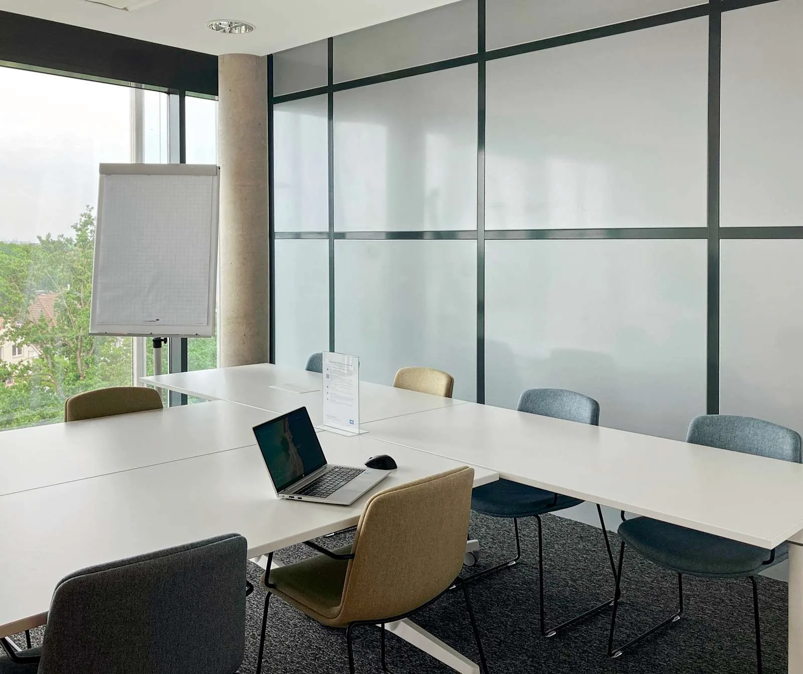 HQ HANNOVER, HQ Podbielskistraße, Besprechungsraum für 7 Personen, Hannover