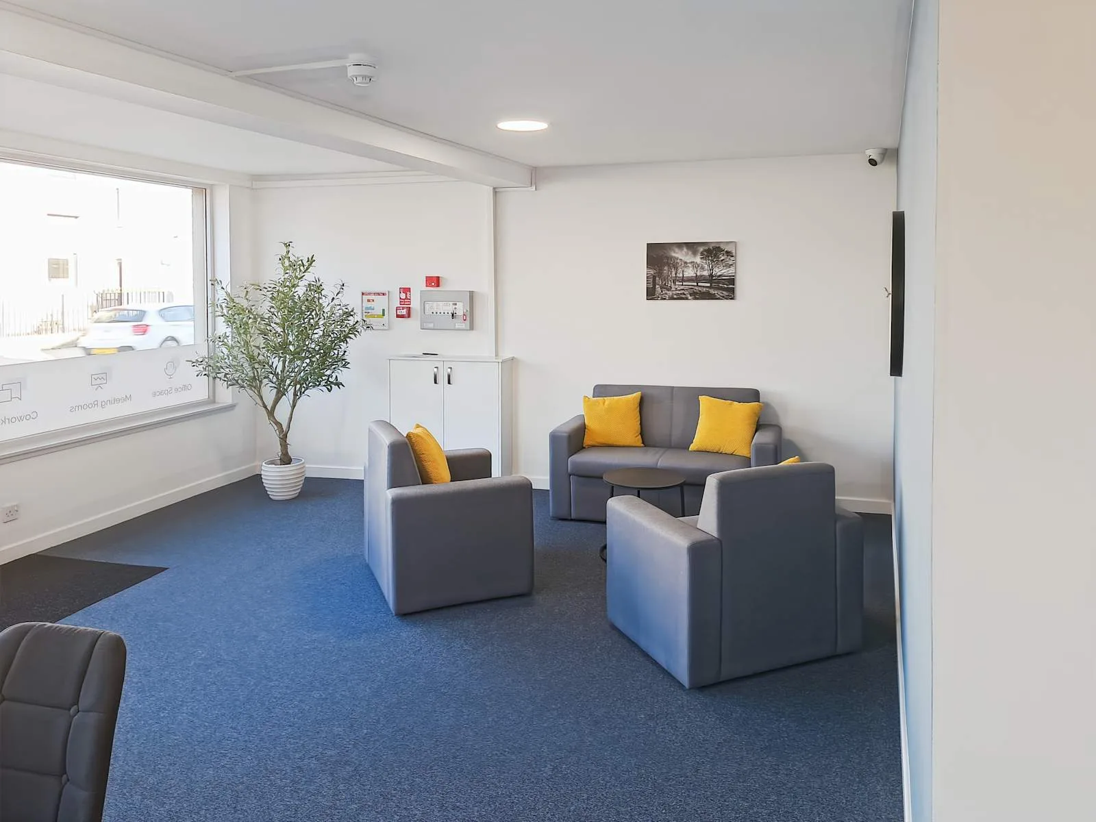 HQ Inverurie, 8 High Street, Lounge, Inverurie