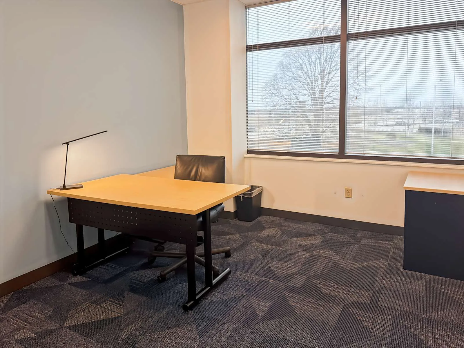 HQ KS, Lenexa -W 84th Terrace, Private office, 1 desk, Lenexa, KS