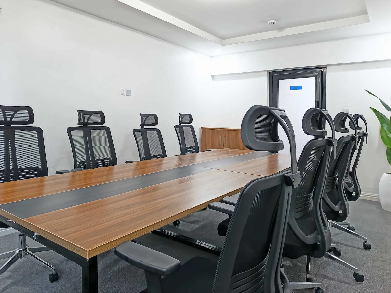 HQ Lagos, Allen Avenue, Meeting room for 8 people, Lagos, Nigeria