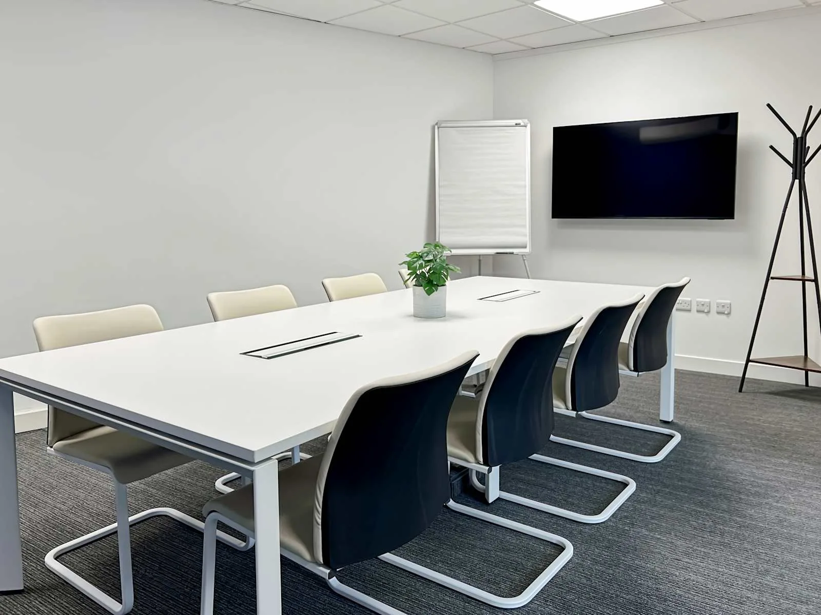 HQ London, HQ Putney, Meeting room for 8 people, Putney