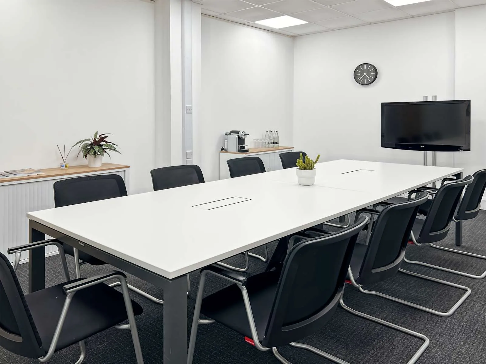 HQ LONDON, HQ Vauxhall, Meeting room for 10 people, London