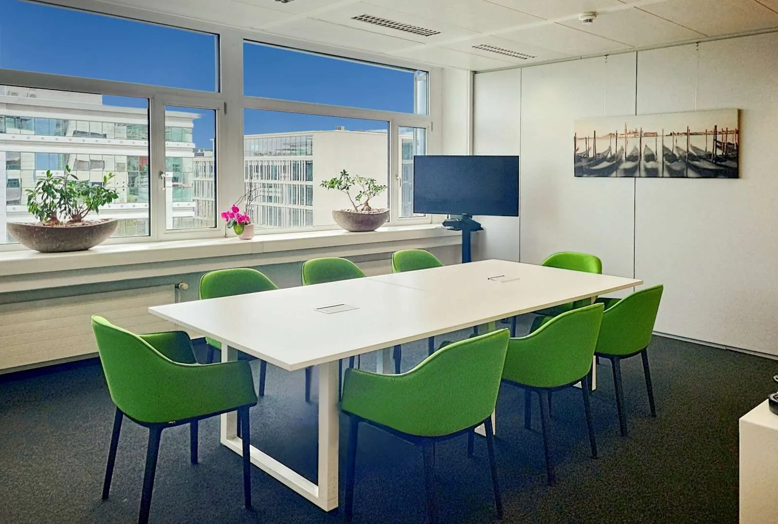 HQ LUXEMBOURG, 43 JFK, Besprechungsraum für 8 Personen, Luxembourg City