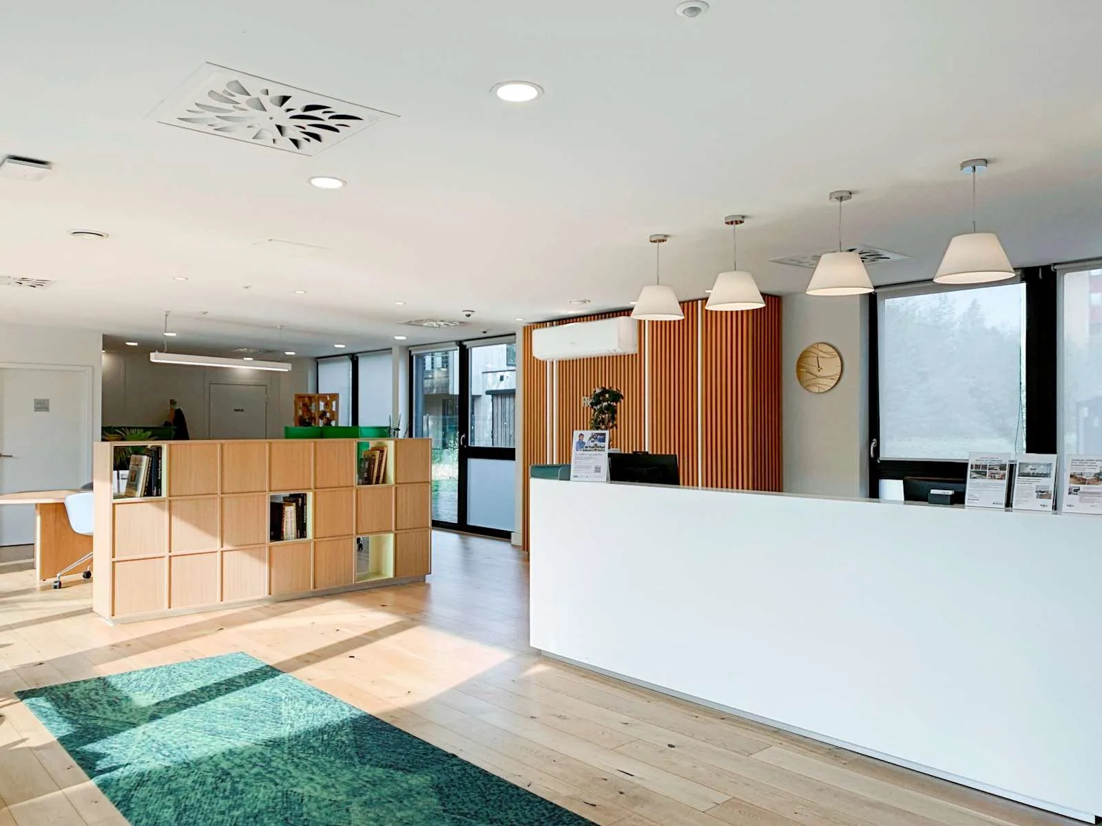 HQ MARCQ-EN-BAROEUL, Château Rouge, Reception, Marcq-en-Barœul