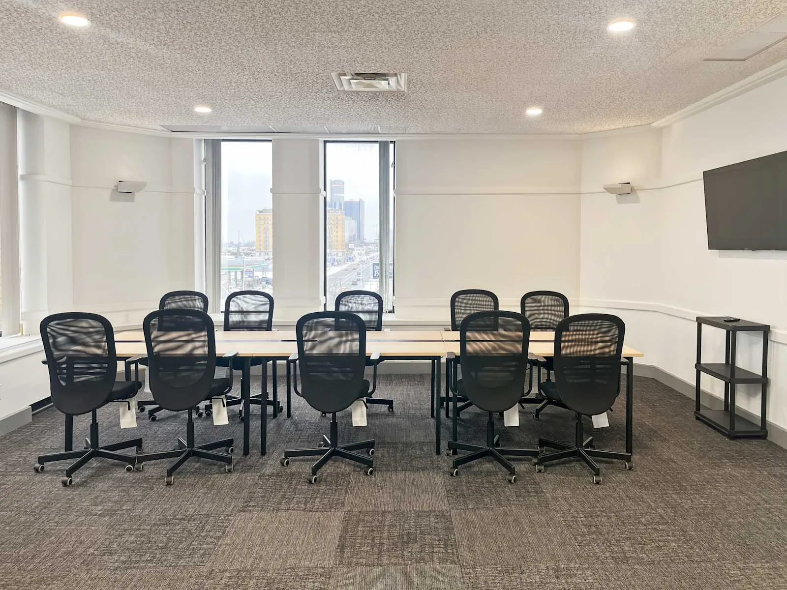 HQ MI, Detroit - Jefferson Ave, Meeting room for 10 people, Detroit, MI