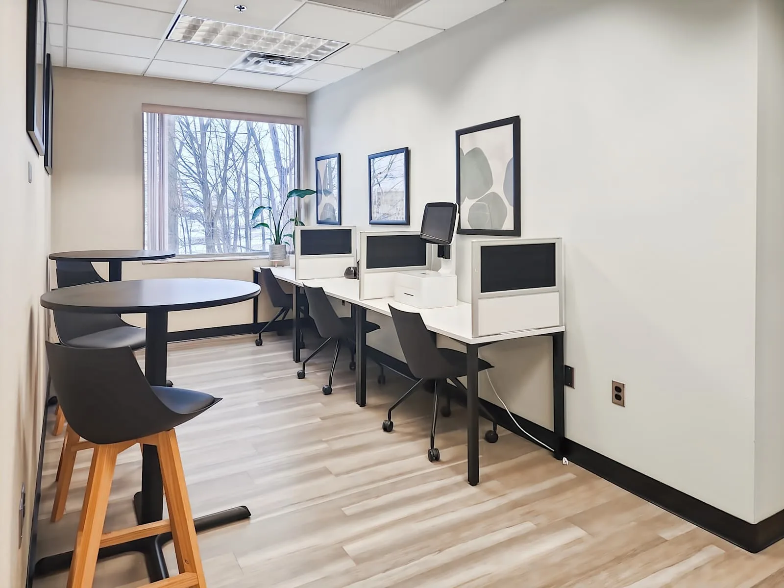 HQ MI, East Lansing – Lake Lansing, Private office, 3 desks, East Lansing, MI