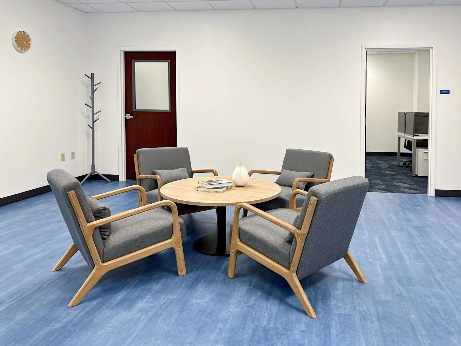 HQ MI, Grand Rapids - Corporate Exchange, Lounge, Grand Rapids, MI