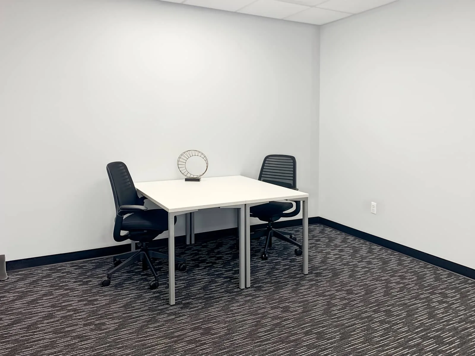 HQ MI, Madison Heights - Dequindre Rd, Private office, 2 desks, Madison Heights, MI