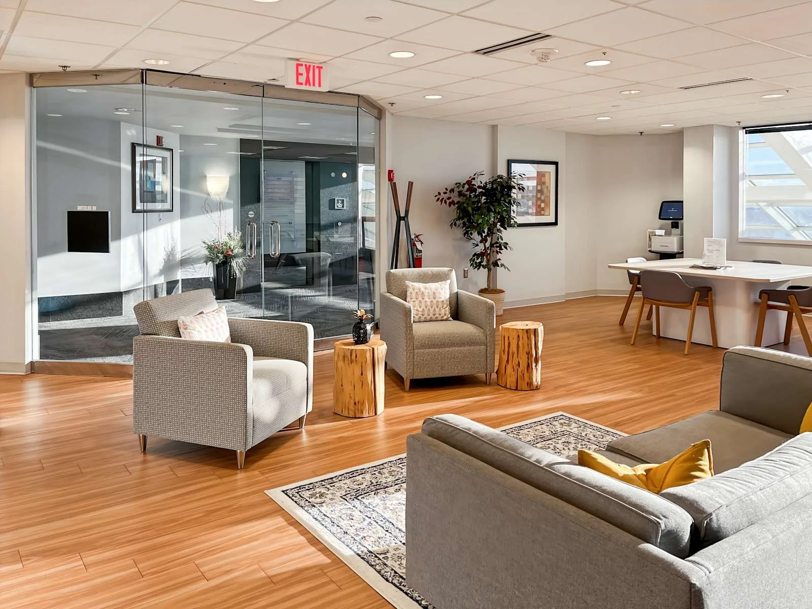 HQ MI, Novi - Crystal Glen (HQ), Lounge, Novi, MI