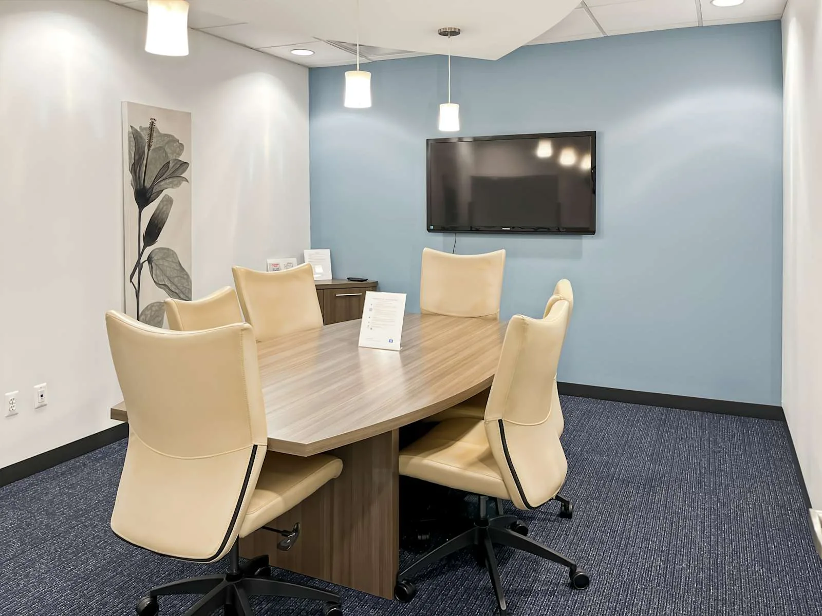 HQ MI, Novi - Grand River Ave, Meeting room for 6 people, Novi, MI