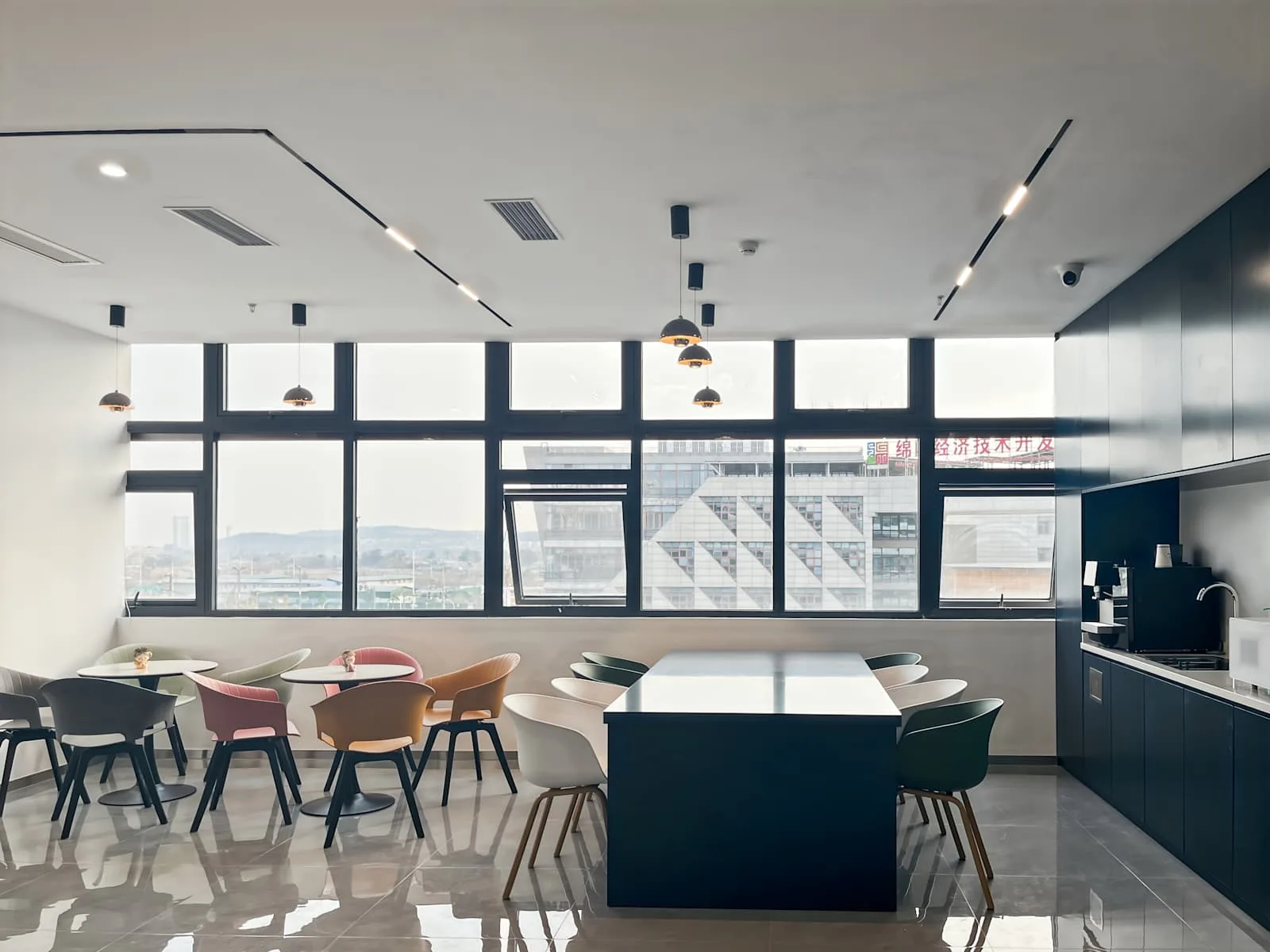 HQ Mianyang, Advanced Building、自助餐厅、Mianyang