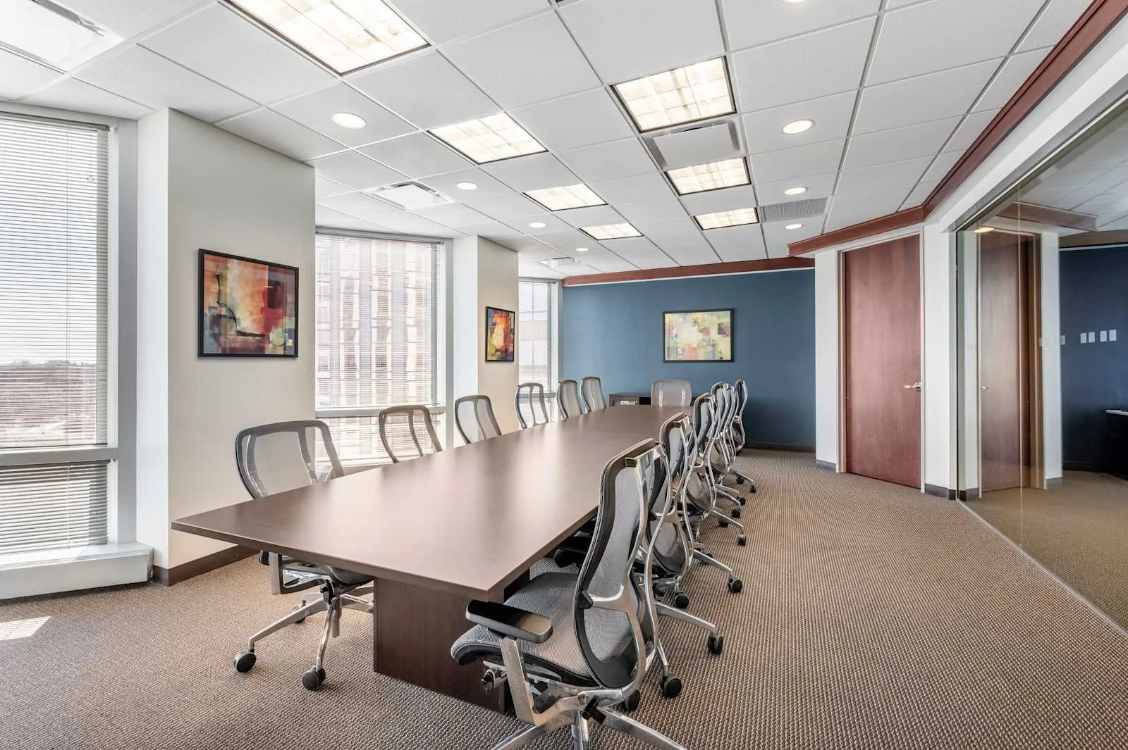 HQ MN, Minneapolis - Carlson Center (HQ), Meeting room for 13 people, Minnetonka, MN