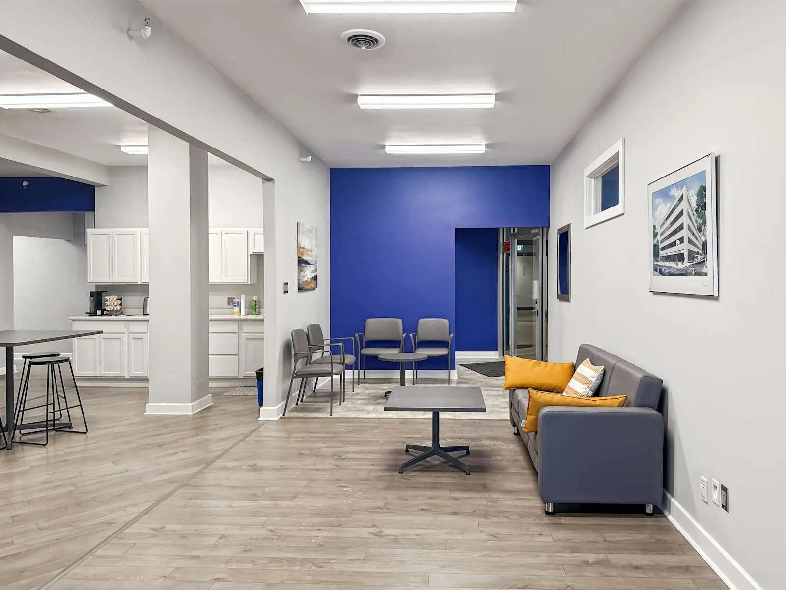 HQ NB, Moncton - Saint George St, Lounge, Moncton, NB