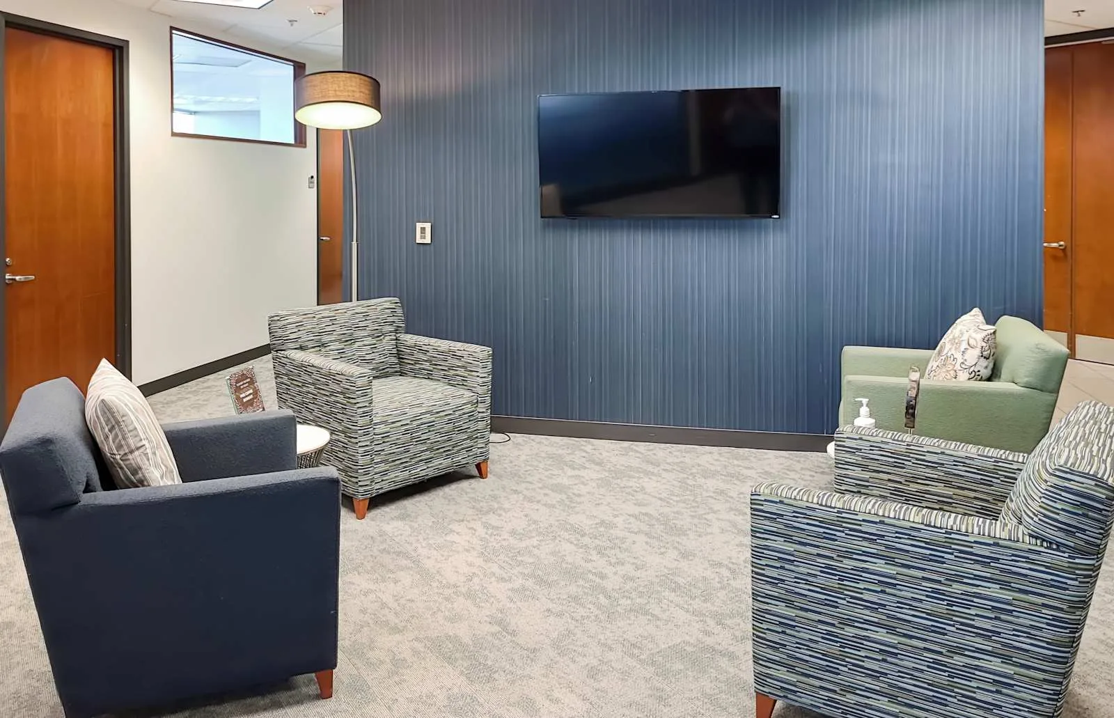 HQ NC, Charlotte - Charlotte City Center (HQ), Lounge, Charlotte, NC