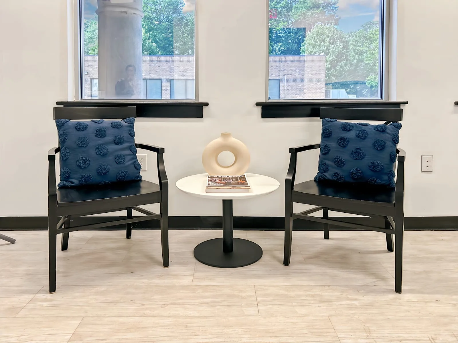 HQ NC, Charlotte - Morehead St, Lounge, Charlotte, NC