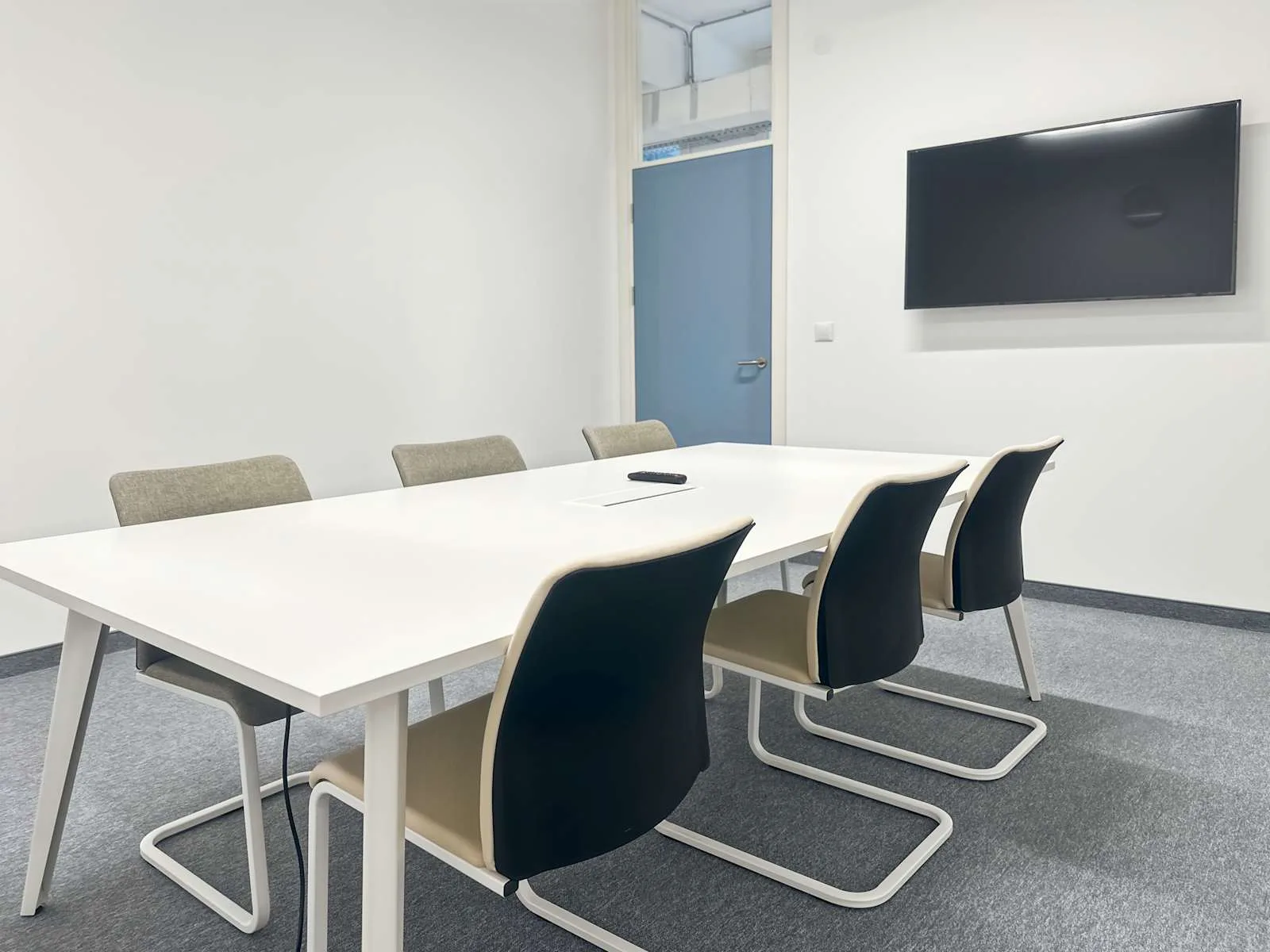 HQ Niš, HQ IRIN Business Center, Meeting room for 6 people, Nis