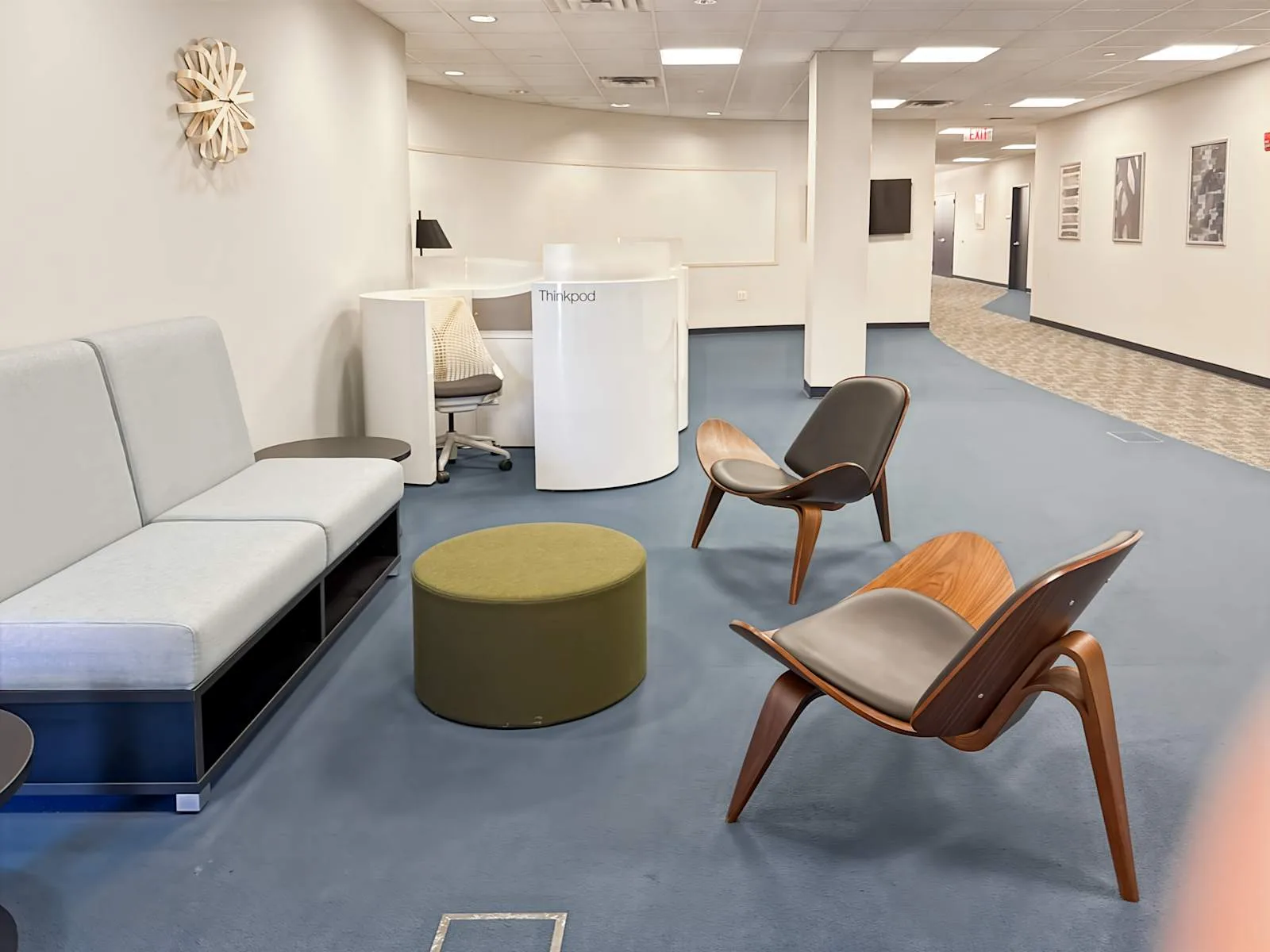 HQ NJ, Tinton Falls - Apple St, Lounge, Tinton Falls, NJ