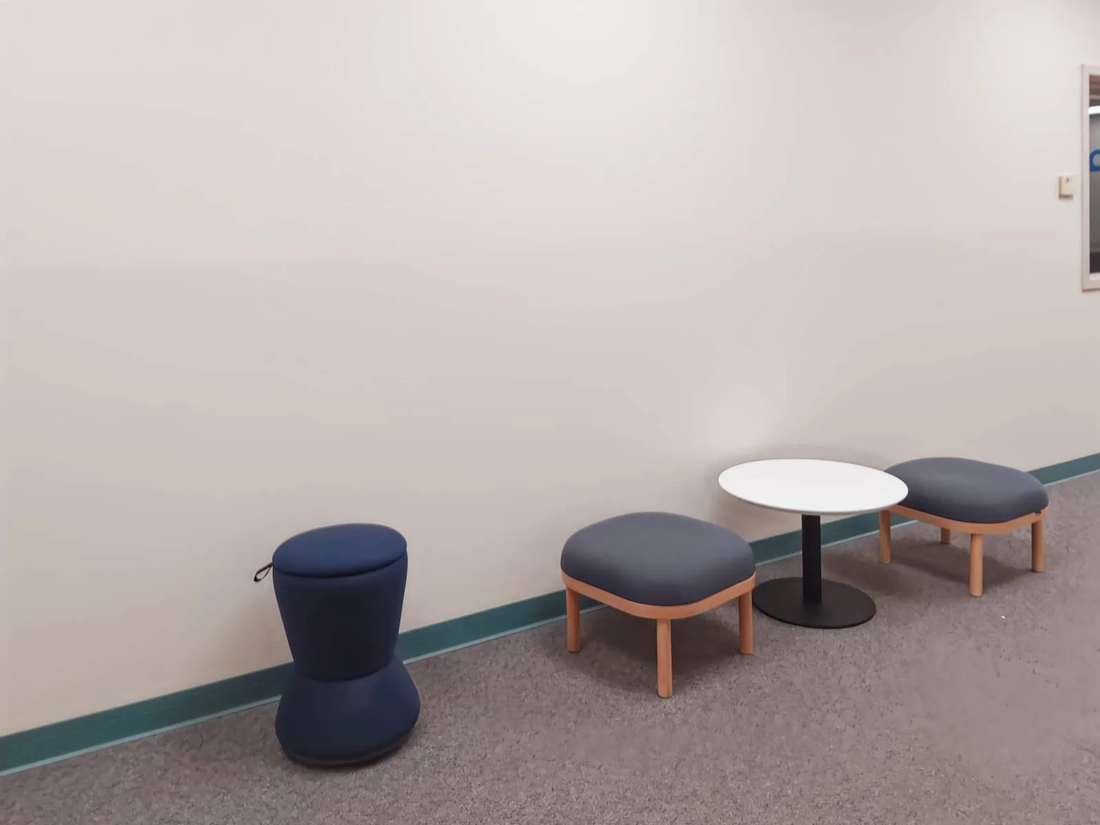 HQ NY, Albany - Central Ave, Lounge, Albany, NY