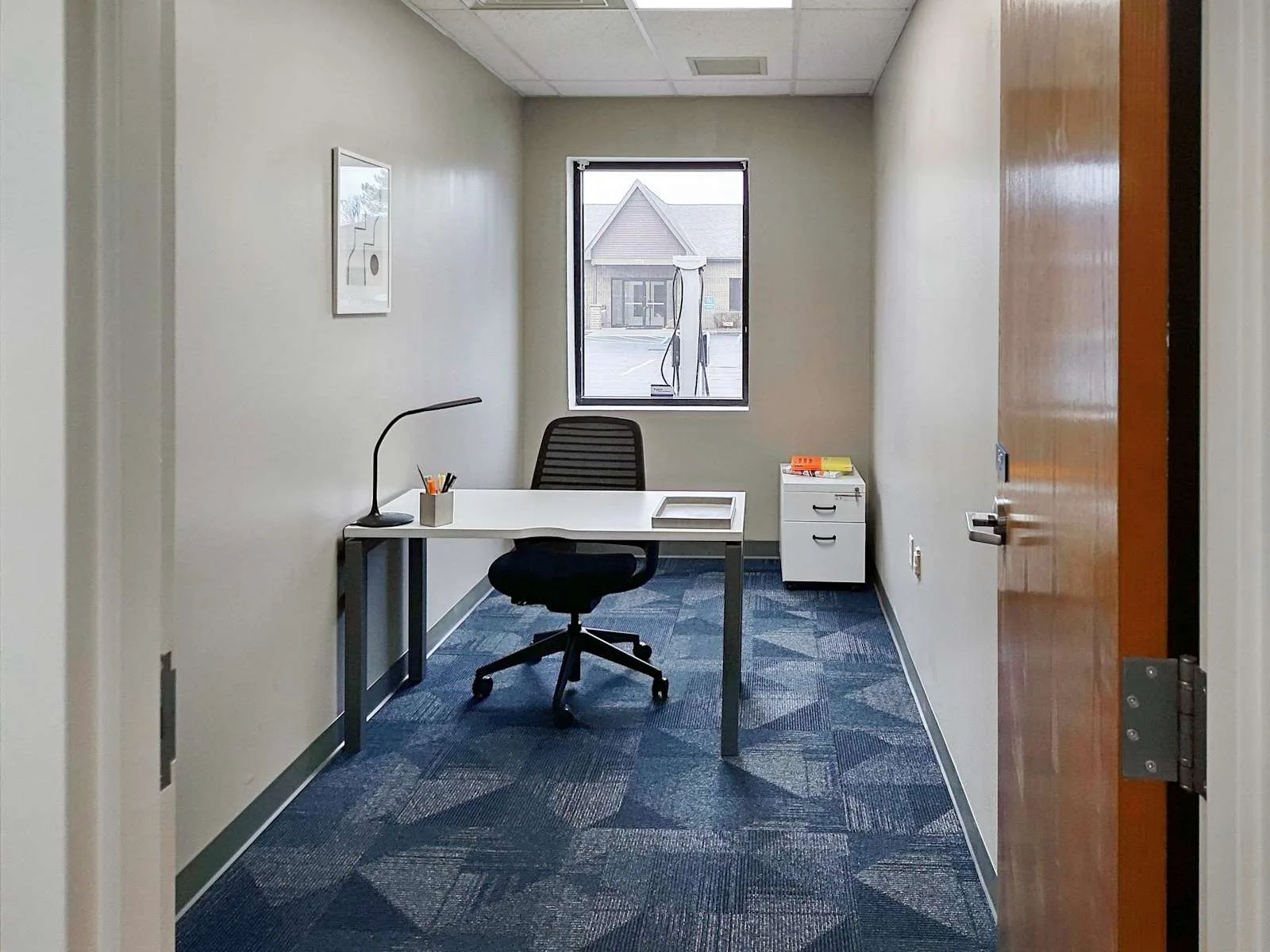 HQ NY, Grand Island - Baseline Rd., Private office, 1 desk, Grand Island, NY