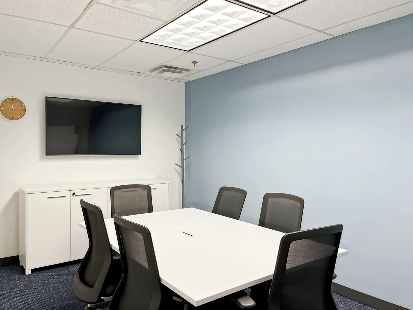 HQ NY, Holbrook - Veteran Memorial Hwy, Meeting room for 6 people, Holbrook, NY