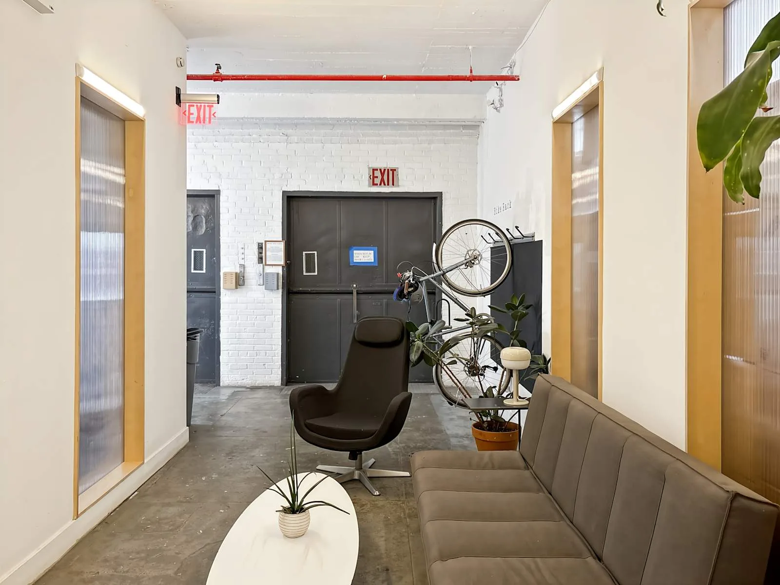 HQ NY, Long Island City - Hunter's Point, Lounge, Long Island City, NY
