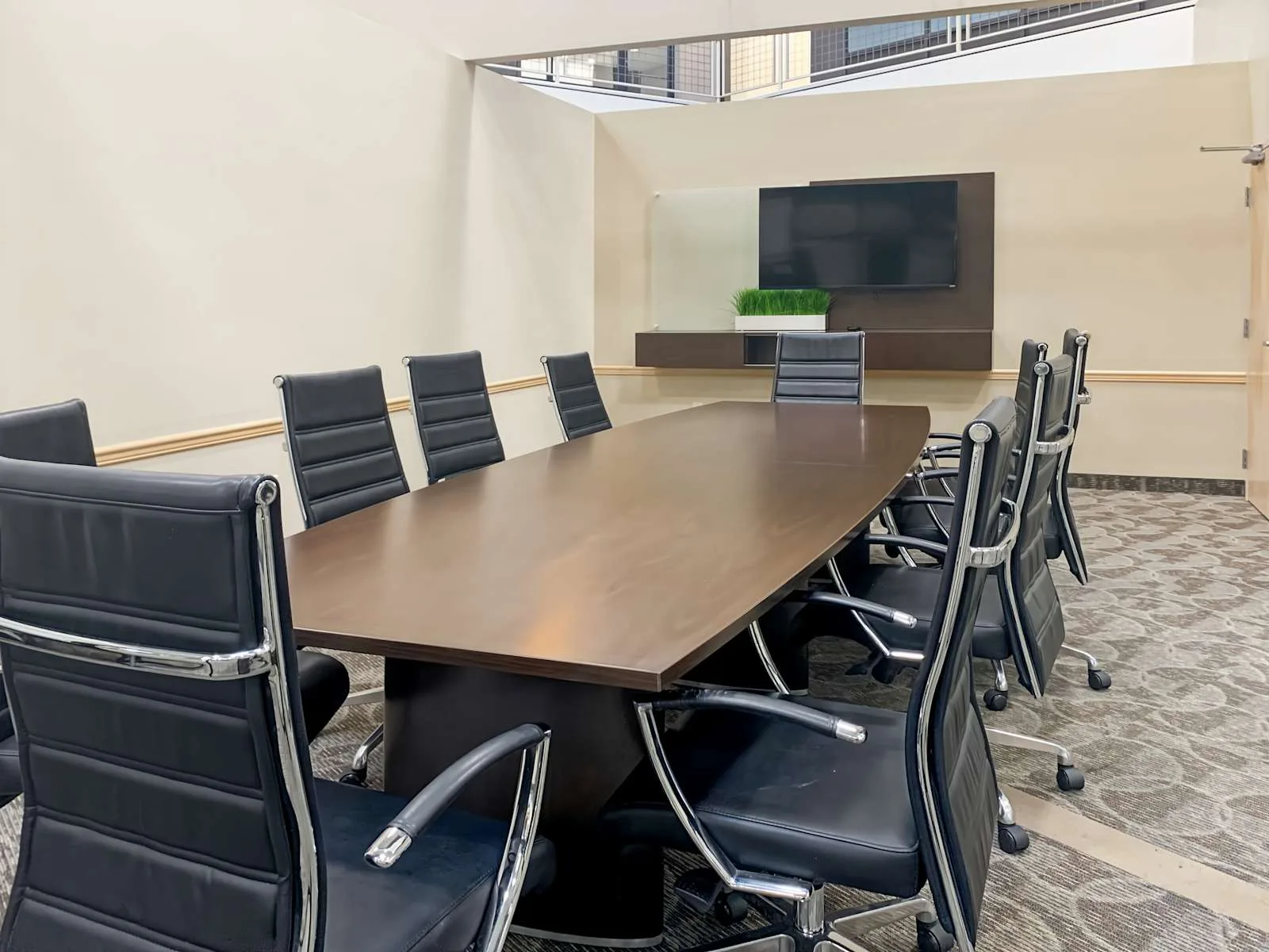 HQ OH, Columbus - 5th Ave., Meeting room for 11 people, Columbus, OH