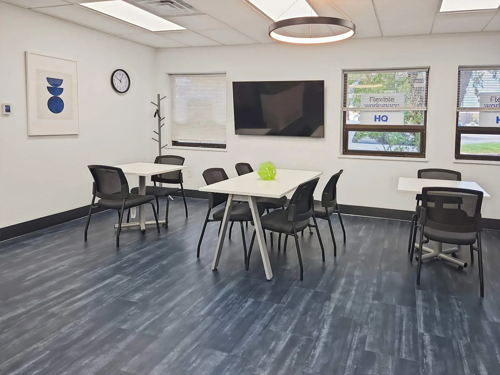 HQ OH, Middleburg Heights - Engle Rd, Coworking space, Middlesburg Heights, OH