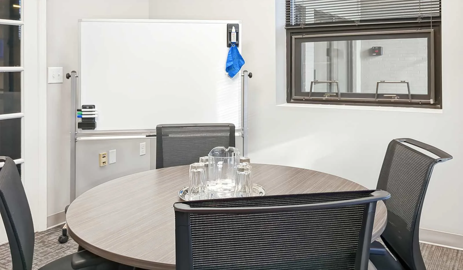 HQ OH, Sharonville - Park 42 Dr, Meeting room for 4 people, Sharonville, OH